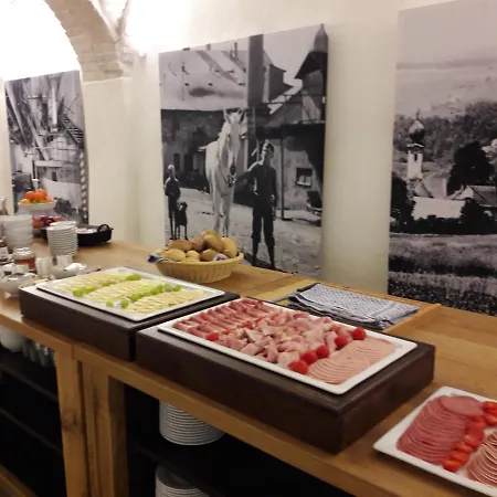 Roehrl Hotel 3*